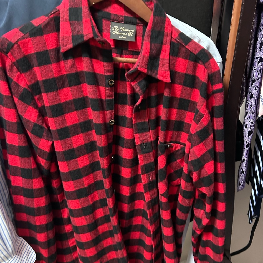 Vermont Flannel Red and Black Plaid Men's Shirt